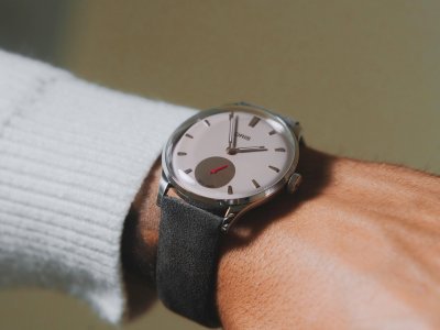 Oris laat een 24-jarige designer los op de Artelier